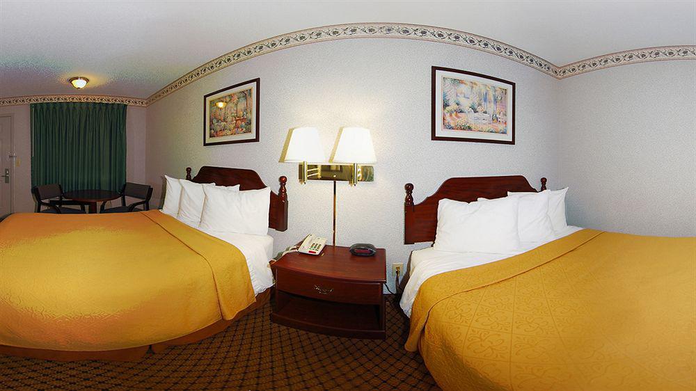 Quality Inn & Suites Morrow Atlanta South Esterno foto